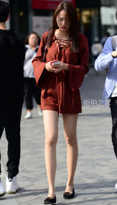 眼镜妹，最新街拍[937mr]