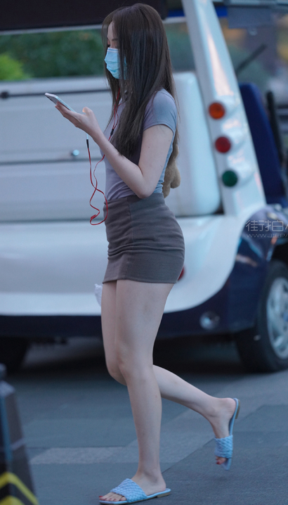 搭讪街拍超短包臀裙小姐姐，街拍美女[QZ·567bq]